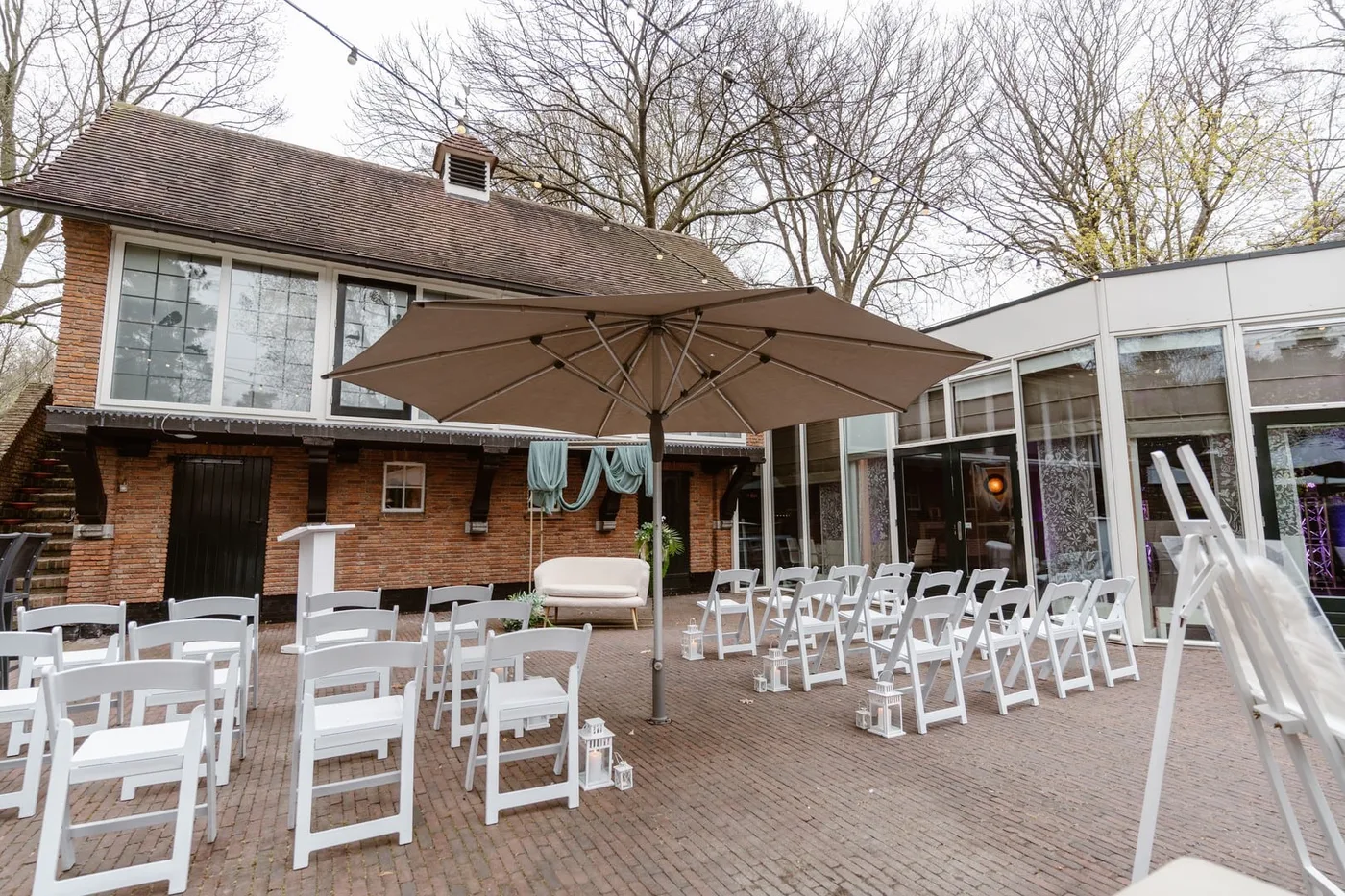trouwfotografie bij Auberge du Bonheur in Tilburg: foto 2