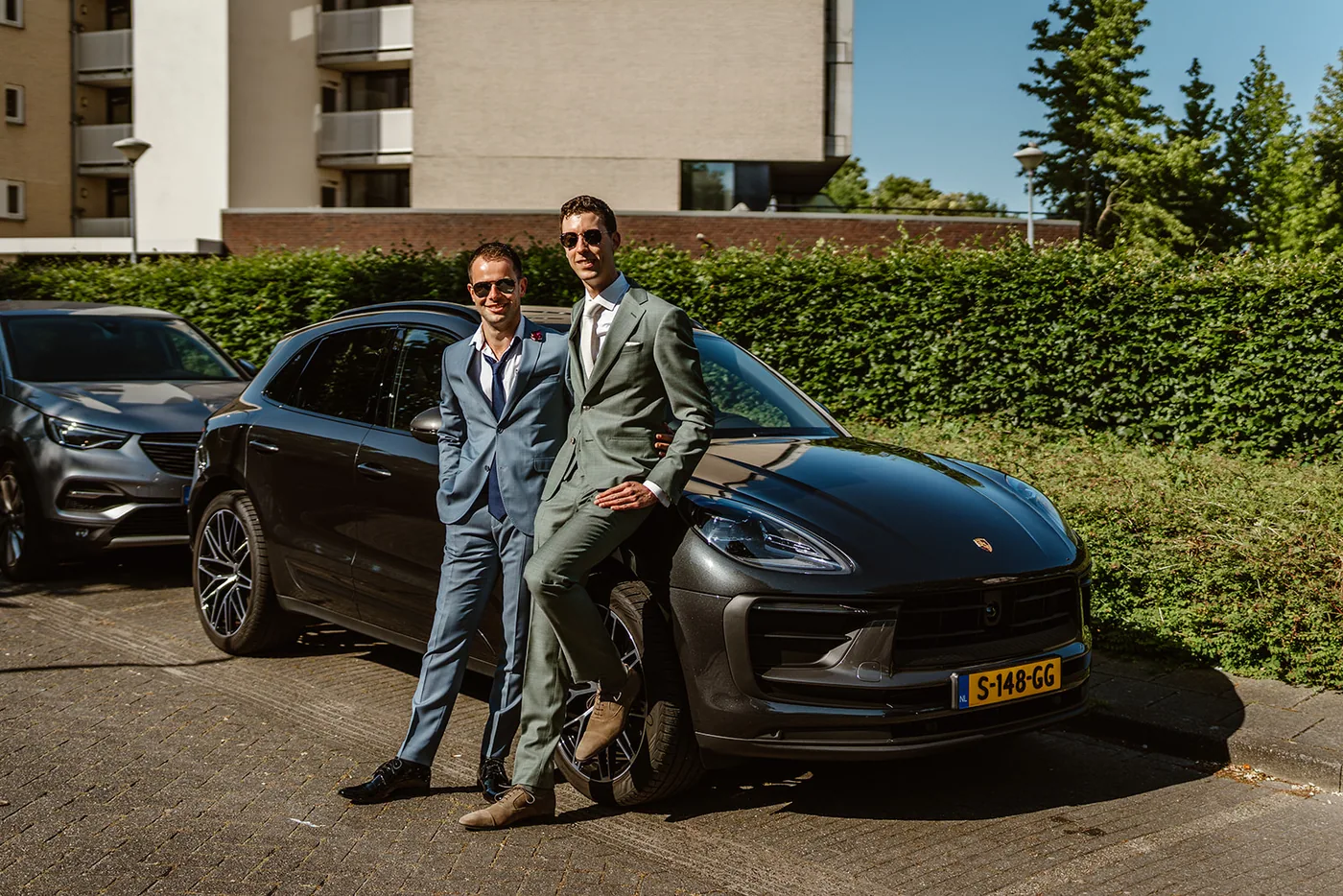 Emily & Mark, trouwfotografie bij Het Houtse Meer in Den Hout: foto 1