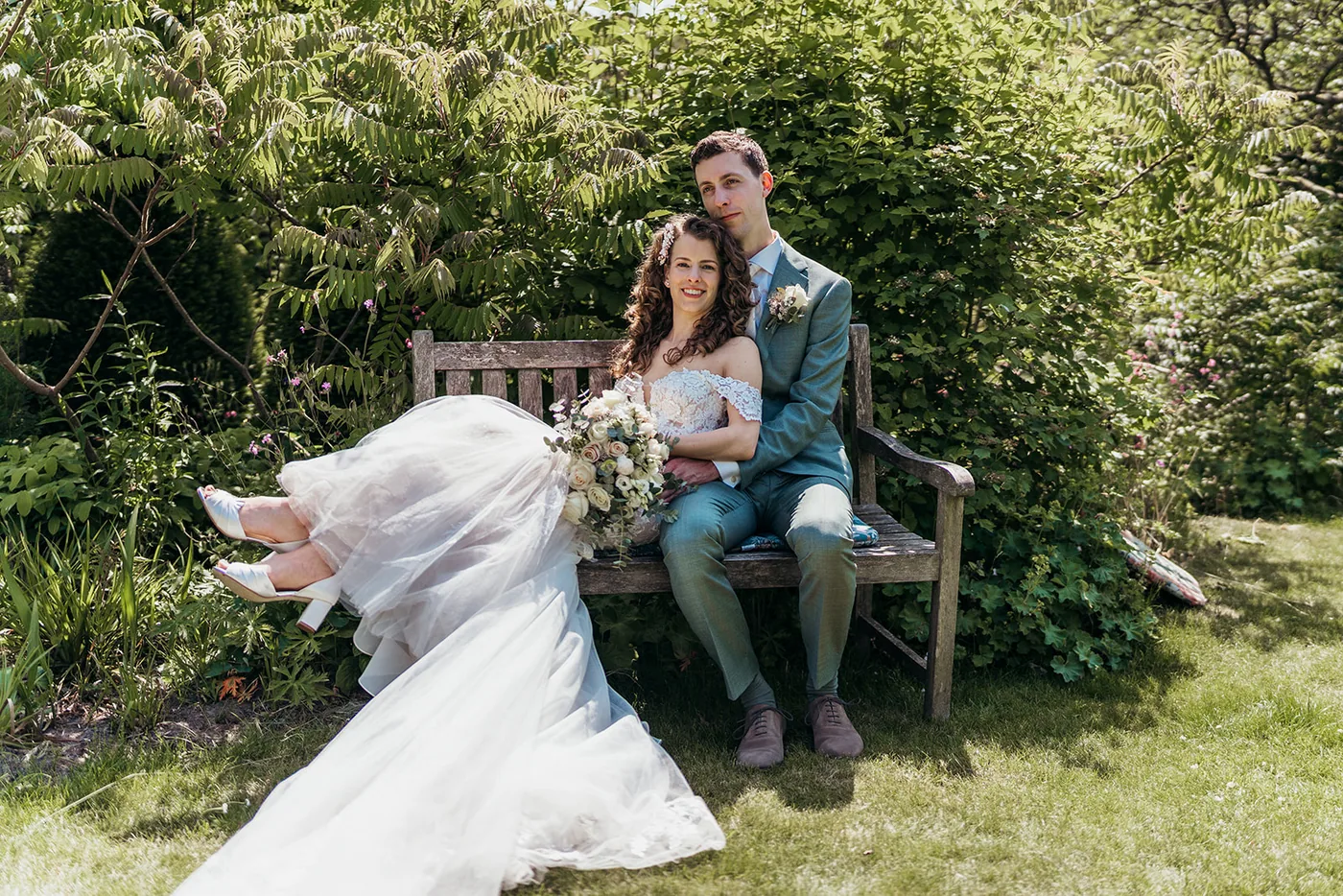 Emily & Mark, trouwfotografie bij Het Houtse Meer in Den Hout: foto 5