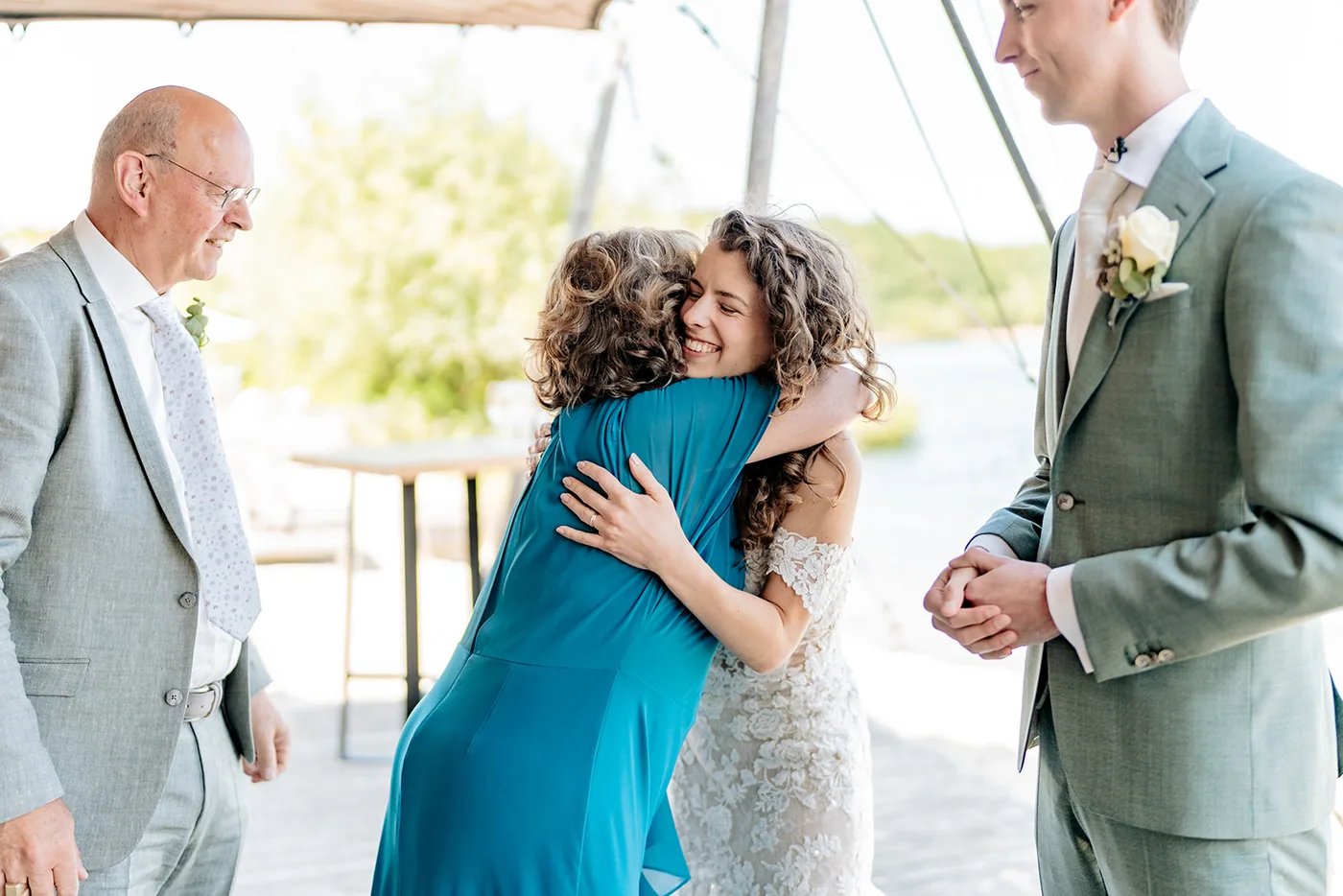 Emily & Mark, trouwfotografie bij Het Houtse Meer in Den Hout: foto 4
