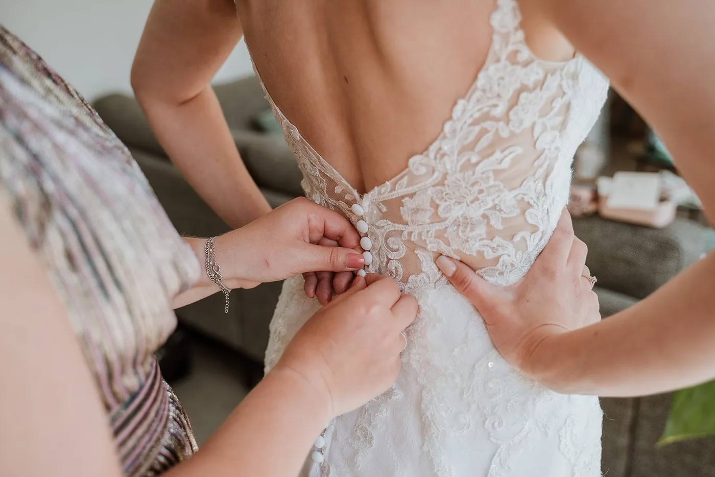 Nadia & Martin, trouwfotografie bij Klasse Theater in Tilburg: foto 6