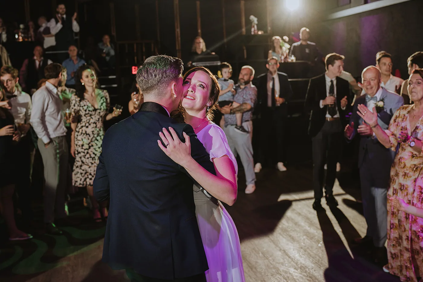Nadia & Martin, trouwfotografie bij Klasse Theater in Tilburg: foto 7