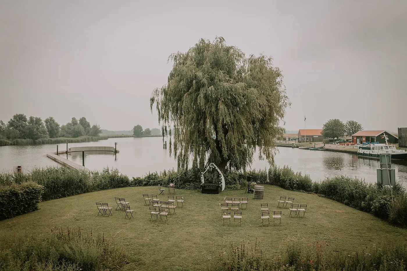 trouwfotografie bij Beneden Sas in De Heen: foto 2