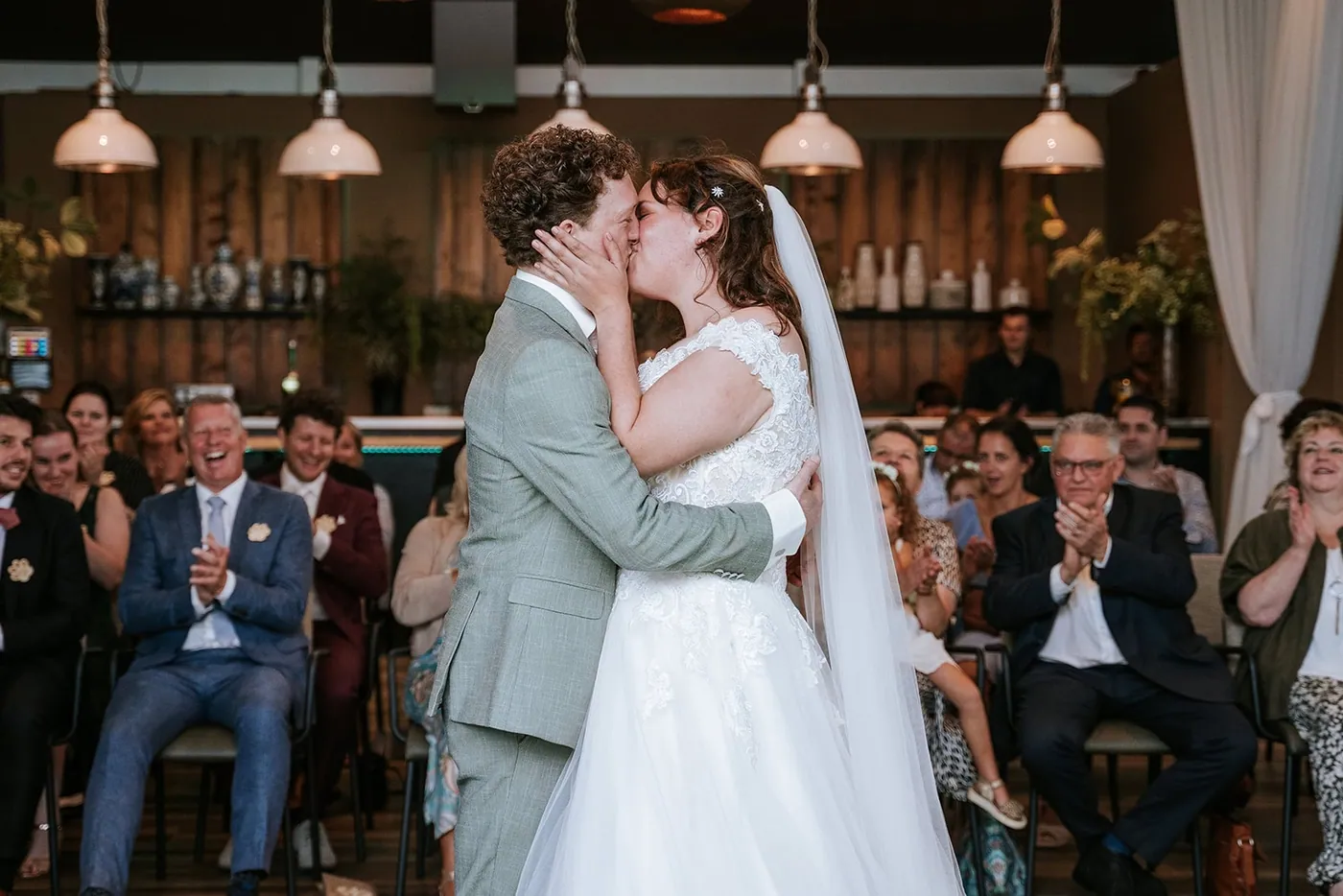 Lydwine & Marco, trouwfotografie bij De IJzeren Man in Vught: foto 6