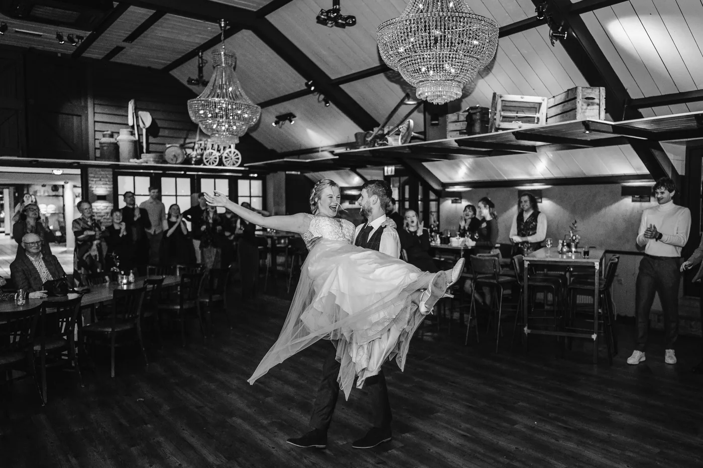 Andrea & Luuk, bruiloft bij De Weistaar, Maarsbergen, foto 85