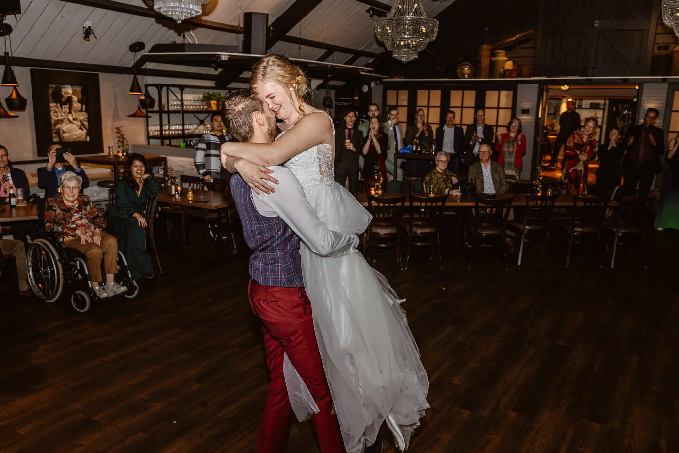 Andrea & Luuk, bruiloft bij De Weistaar, Maarsbergen, foto 90