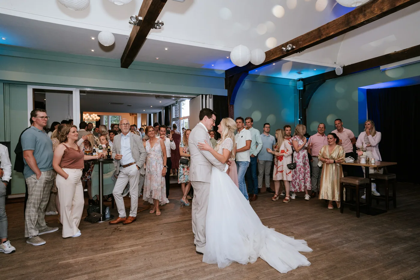 Charlotte & Jeroen, bruiloft bij De Phil, Tilburg, foto 76