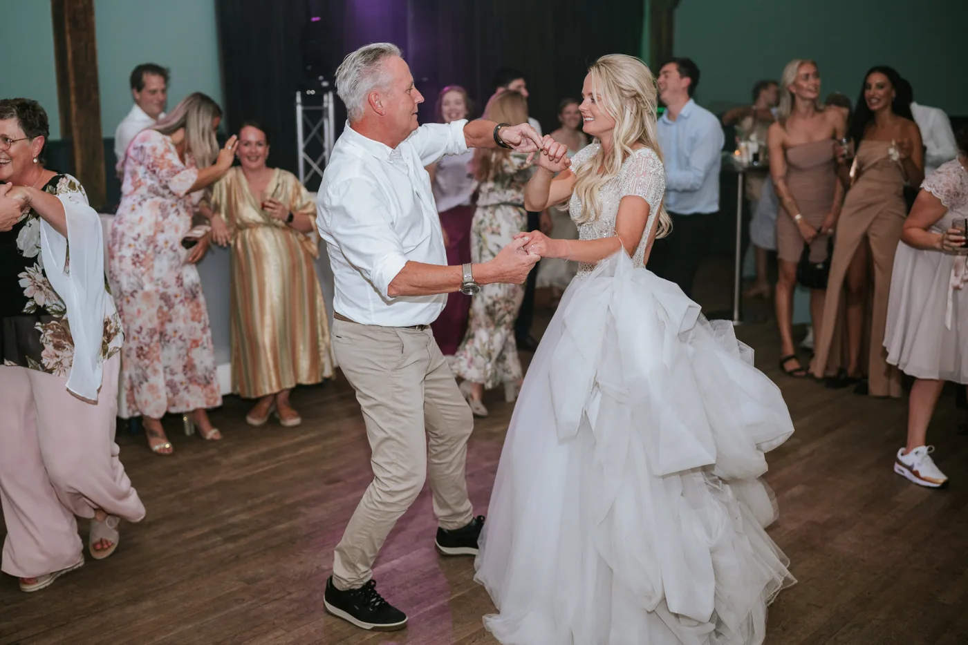 Charlotte & Jeroen, bruiloft bij De Phil, Tilburg, foto 100