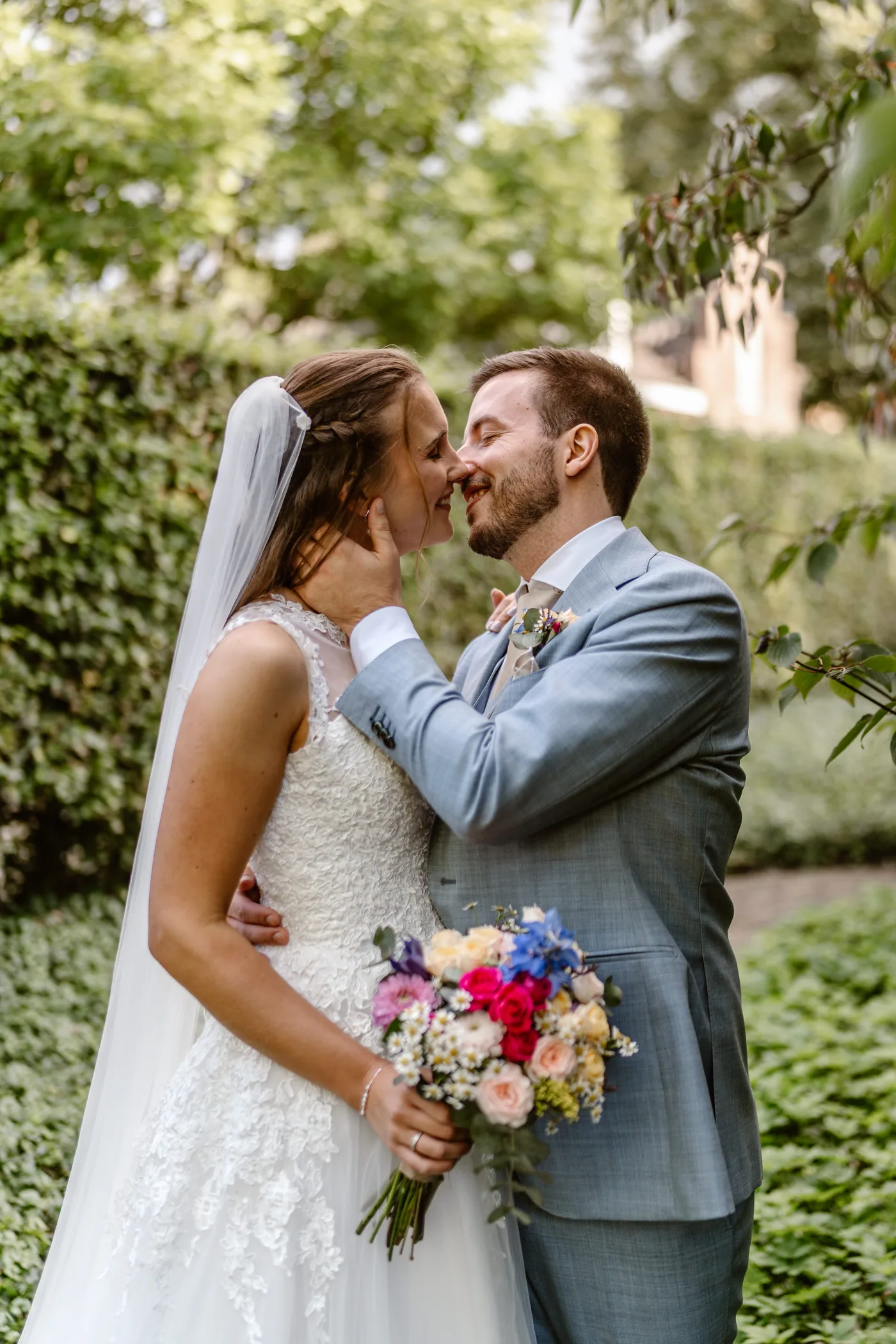 Demi & Maurice, trouwfotografie bij Kasteel Groot Buggenum in Grathem: foto 6