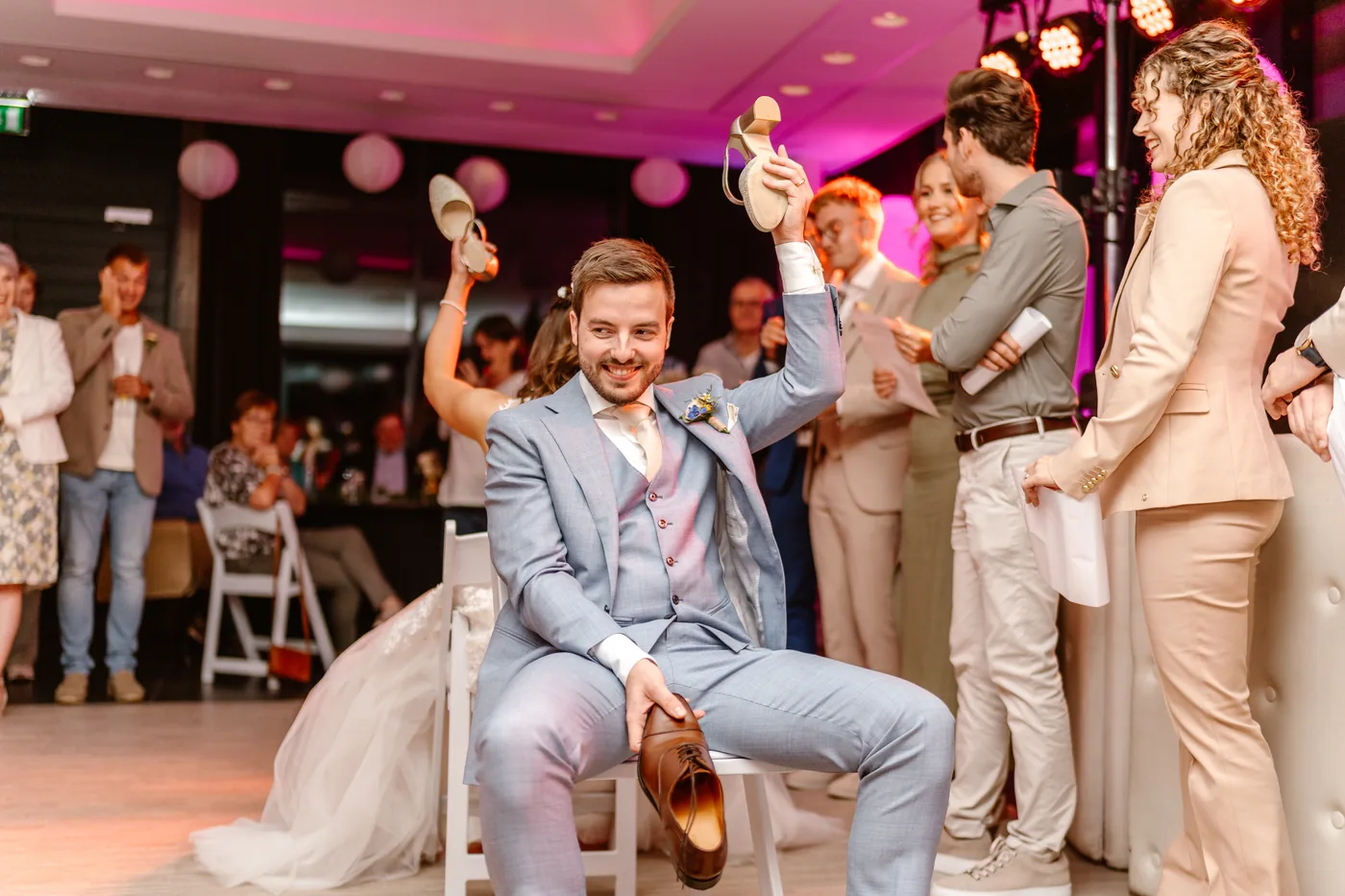 Demi & Maurice, trouwfotografie bij Kasteel Groot Buggenum in Grathem: foto 2