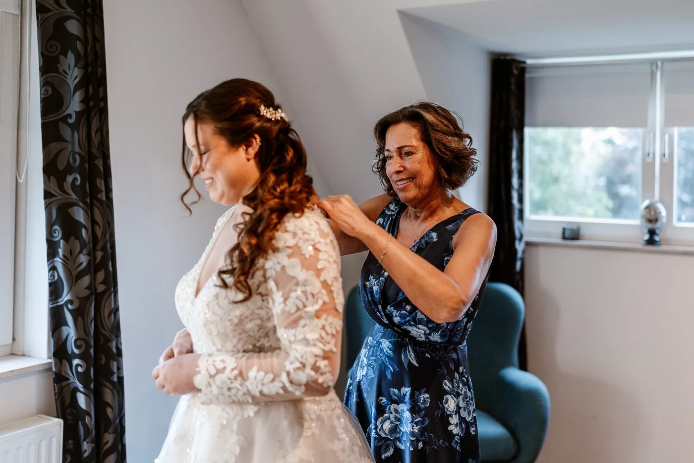 Dyonne & Nick, bruiloft bij Een kasteel, Nederland, foto 14