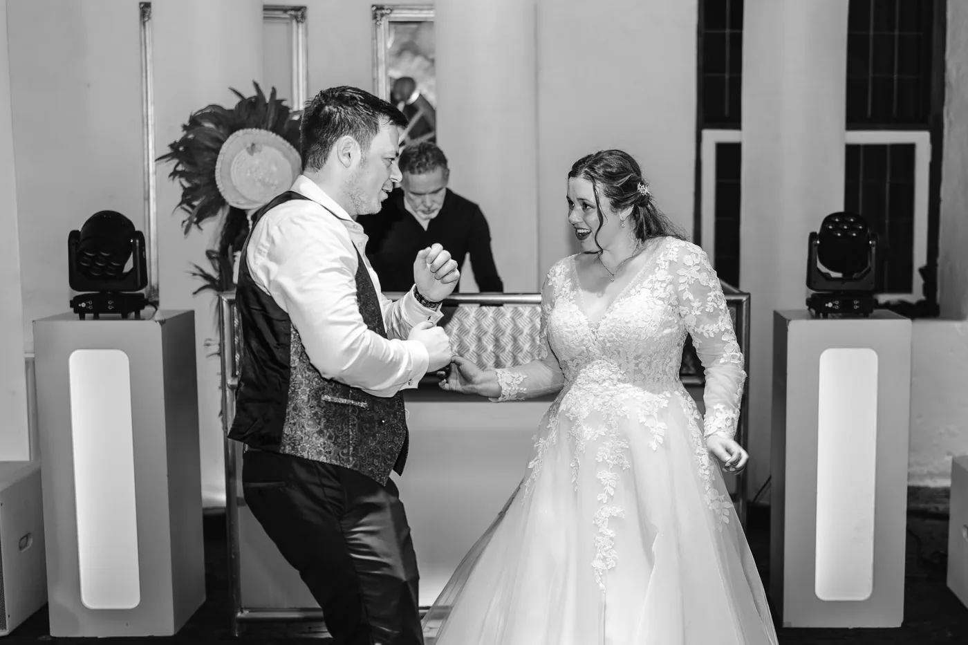 Dyonne & Nick, bruiloft bij Een kasteel, Nederland, foto 101