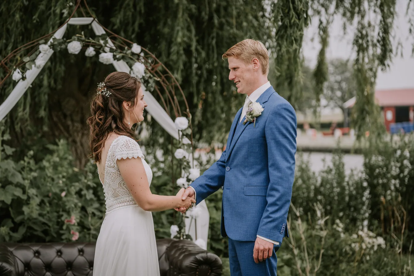Leonie & Martijn, bruiloft bij Beneden Sas, De Heen, foto 64