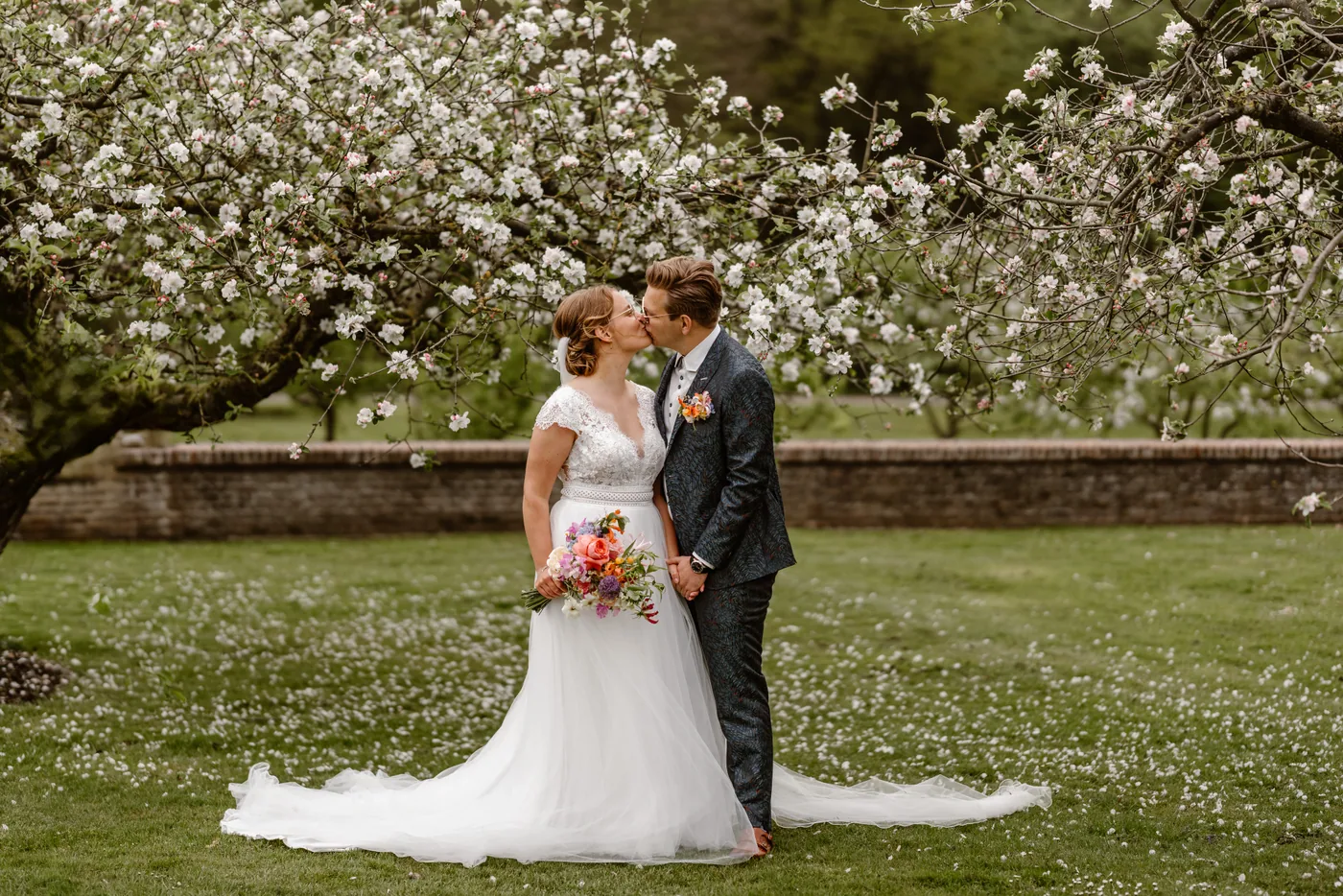 Robert-Jan & Melanie, bruiloft bij Buitenplaats Amerongen, foto 40